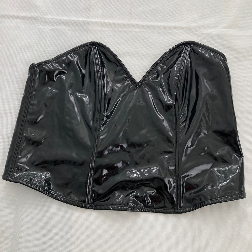 Torrid Black Patent Faux Leather Pointed Cup Bustier Top Plus Size 3 3X New